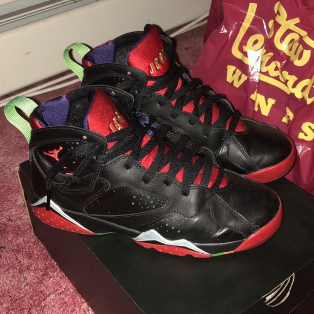 JORDAN 7 “ MARVIN THE MARTIAN “ - SIZE 6